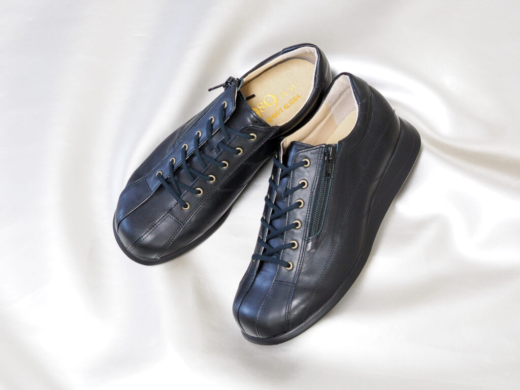 型番：072.172.272クロの画像