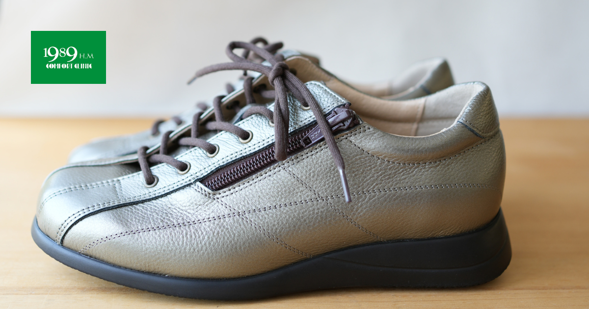 スニーカー | 【公式】コンフォートクリニック