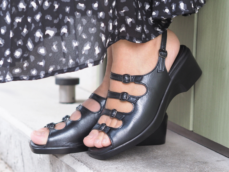 SA46-クロの画像