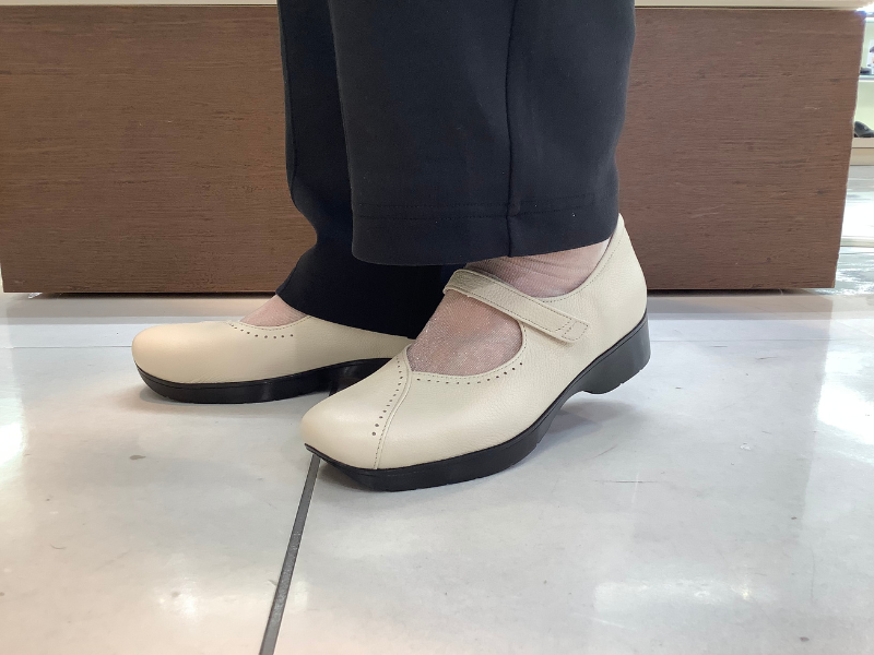 1059アイボリーシュリンク